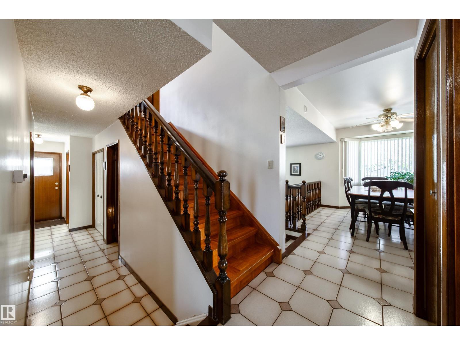 8509 39B AV NW - 24