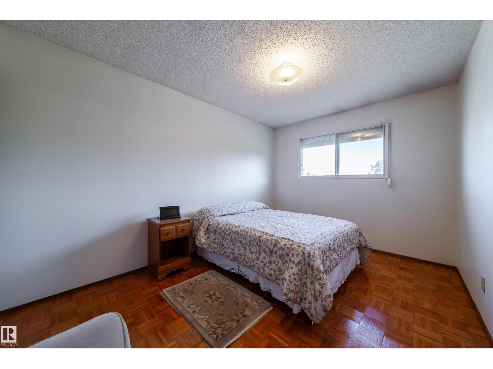 8509 39B AV NW - 31