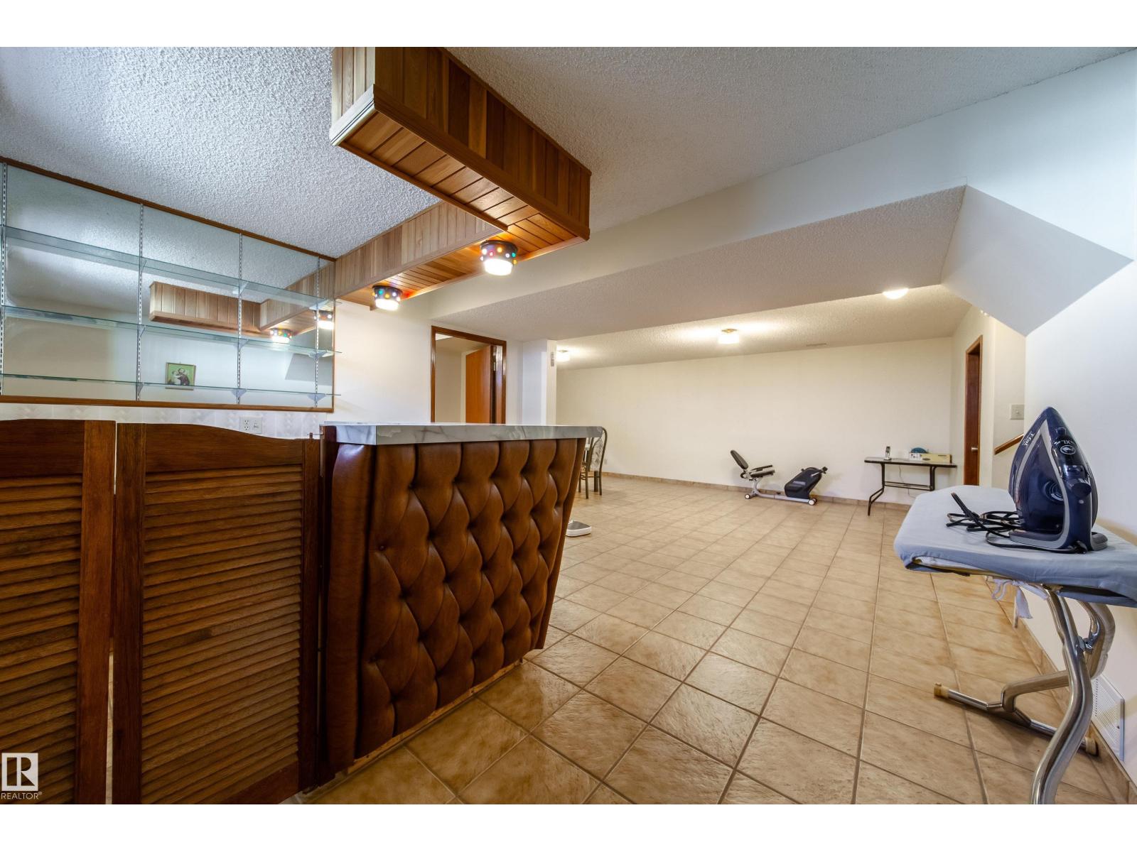 8509 39B AV NW - 45