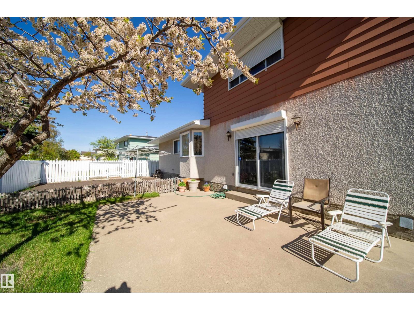 8509 39B AV NW - 54