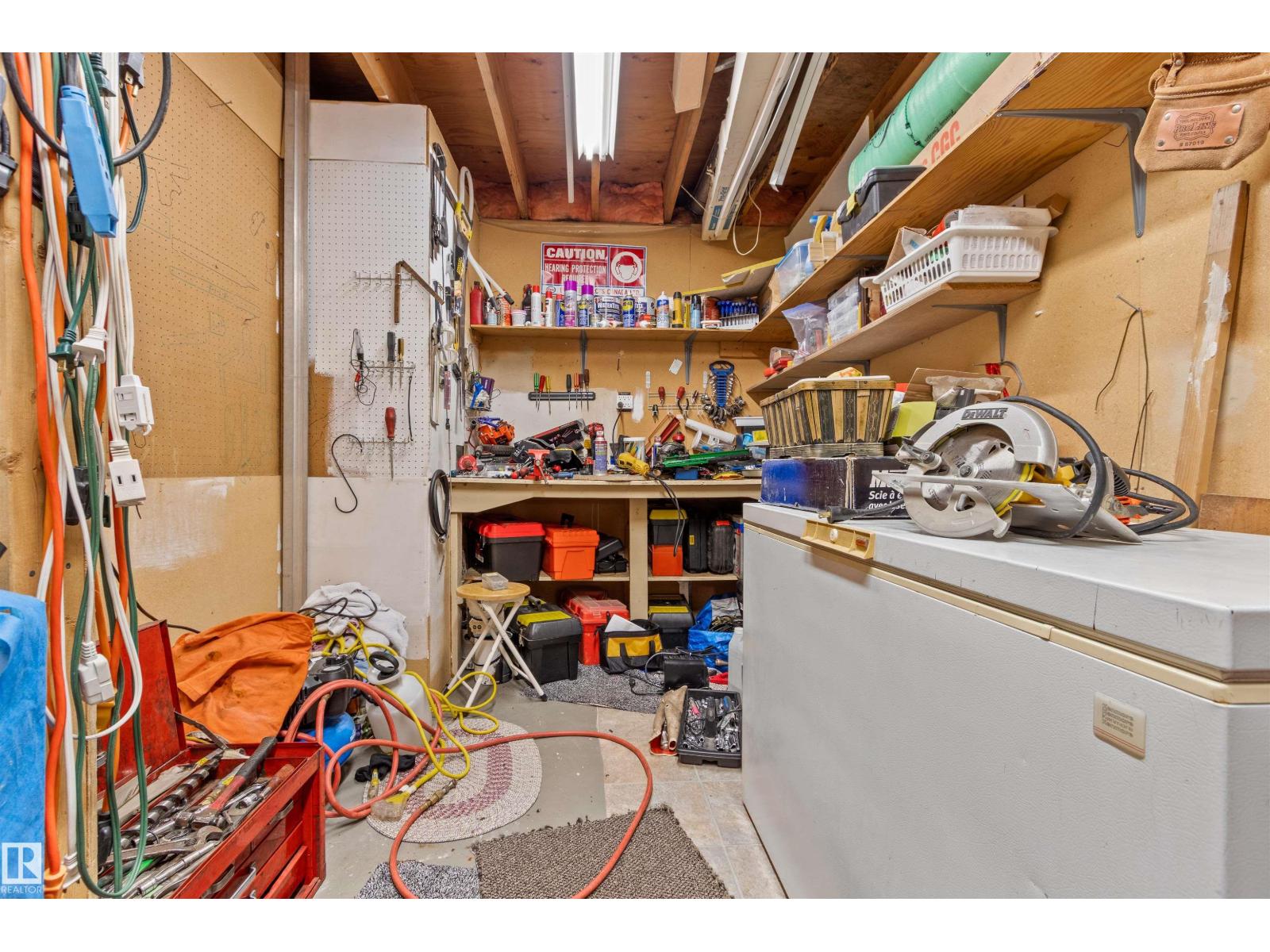 4916 54A AV — photo 23