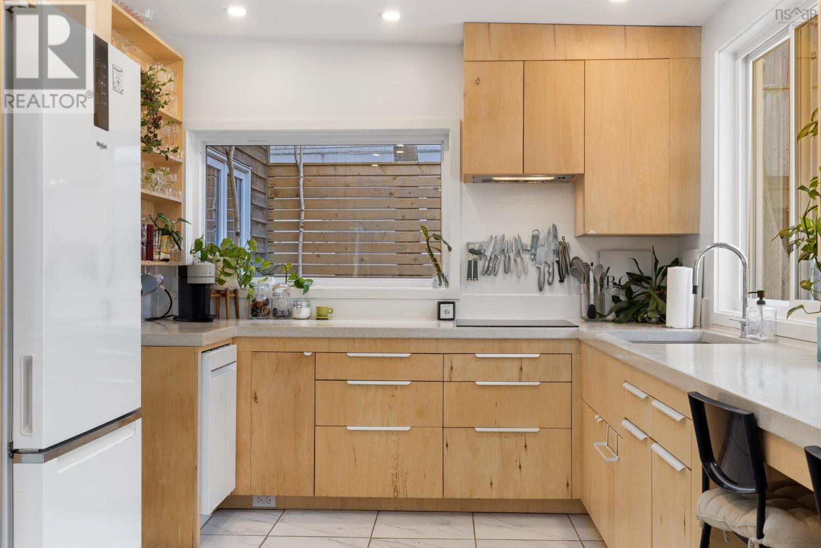 3166 Purcells Cove Road - 38