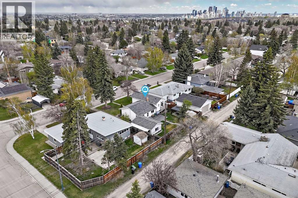 4039 5 Avenue SW - 38