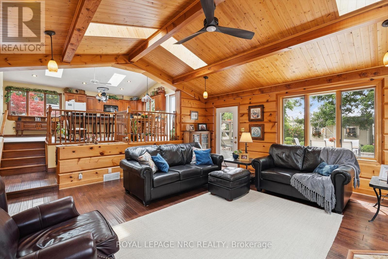 1287 THIRD ST LOUTH - 7