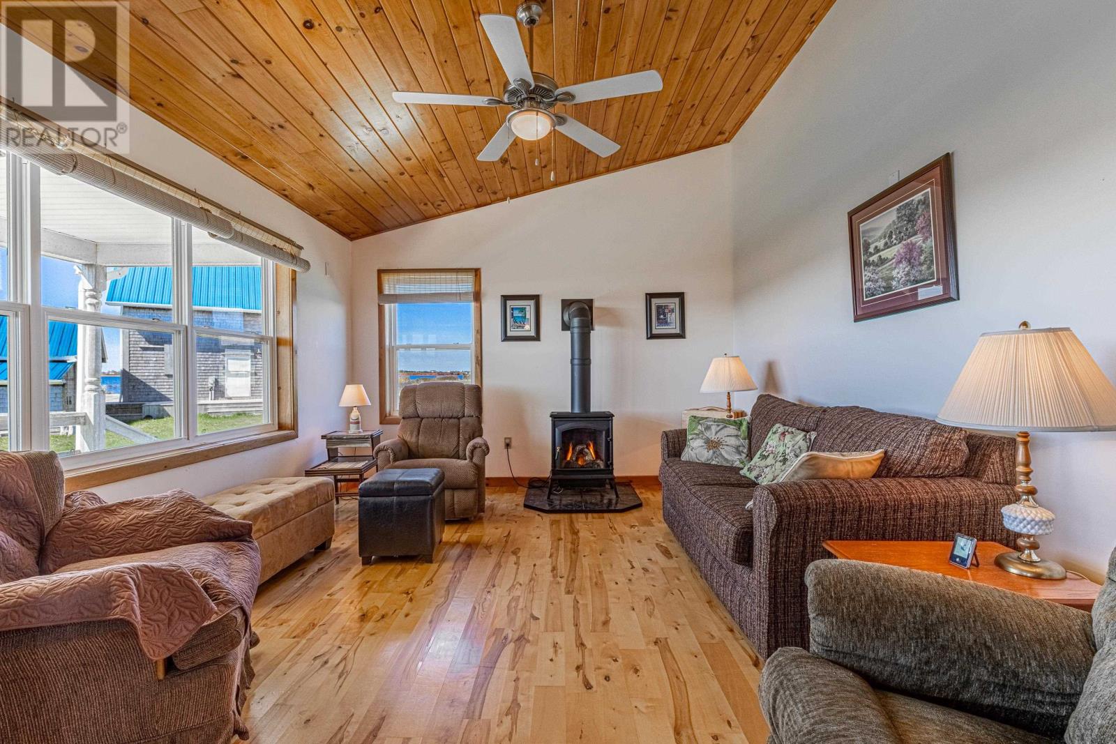 212 BASINVIEW Crescent - 10