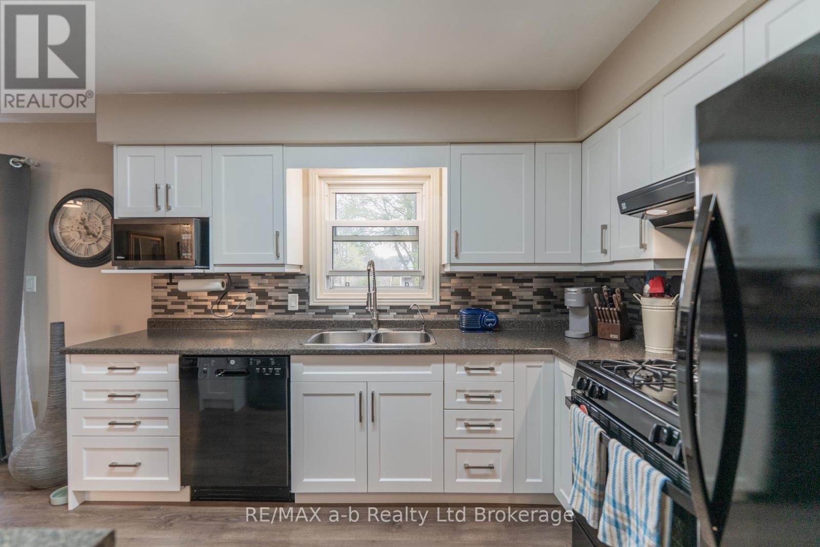 57185 EDEN LINE - Image 28