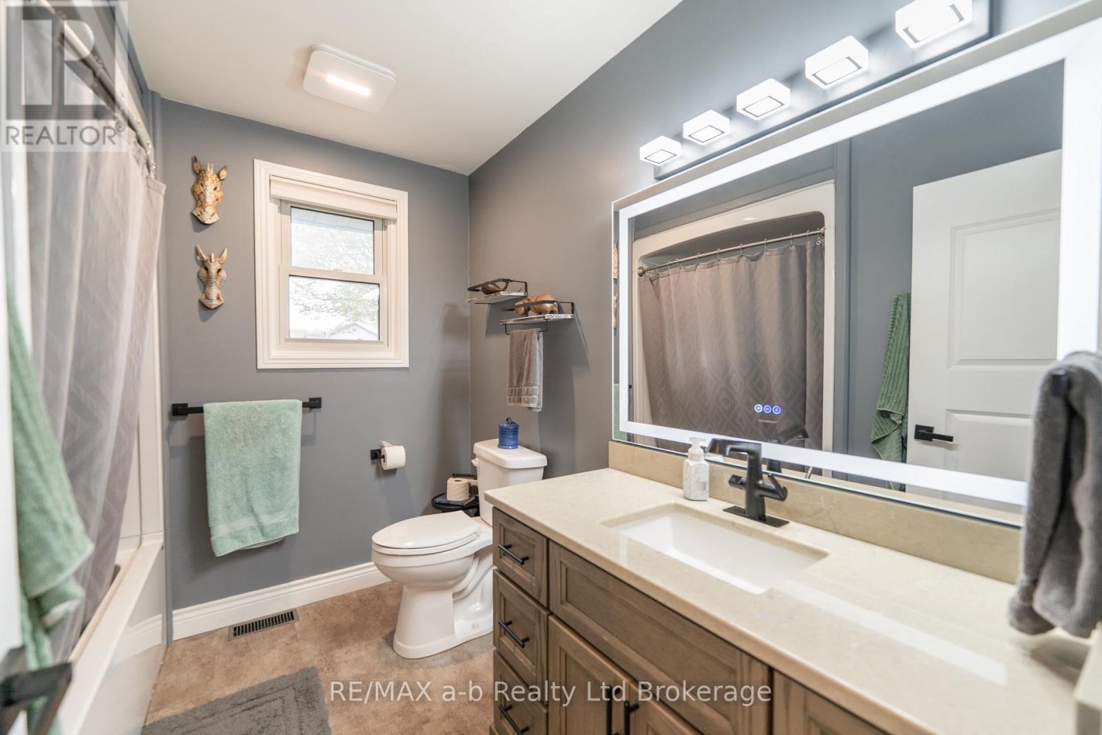 57185 EDEN LINE - Image 35