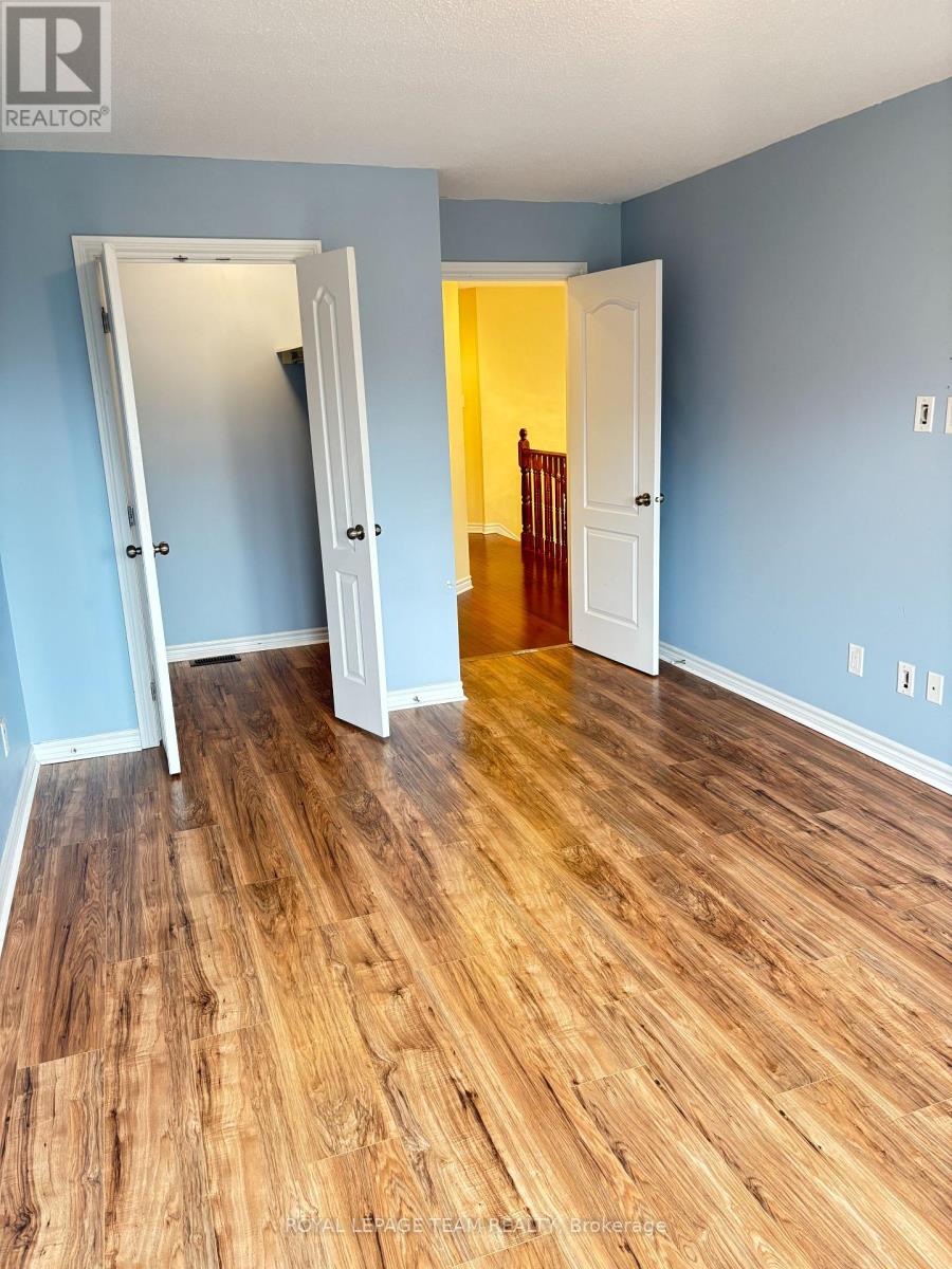 449 FOXHALL WAY - 16