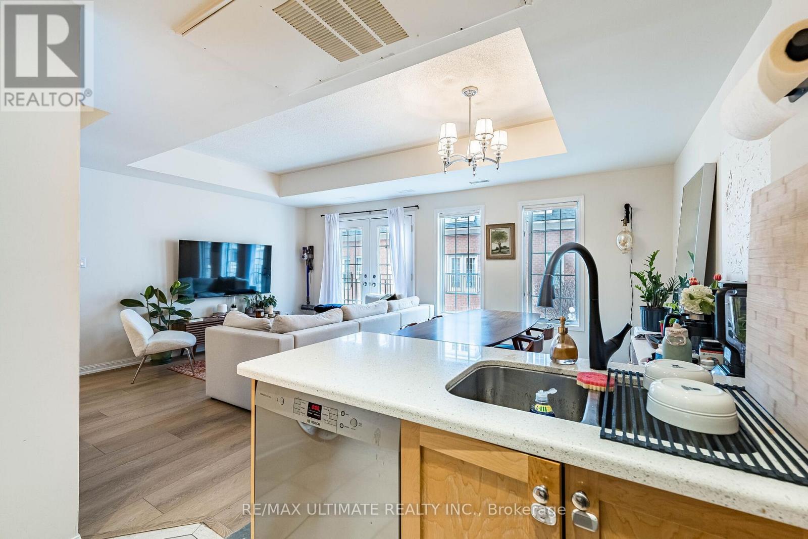 11 NIAGARA STREET - 19
