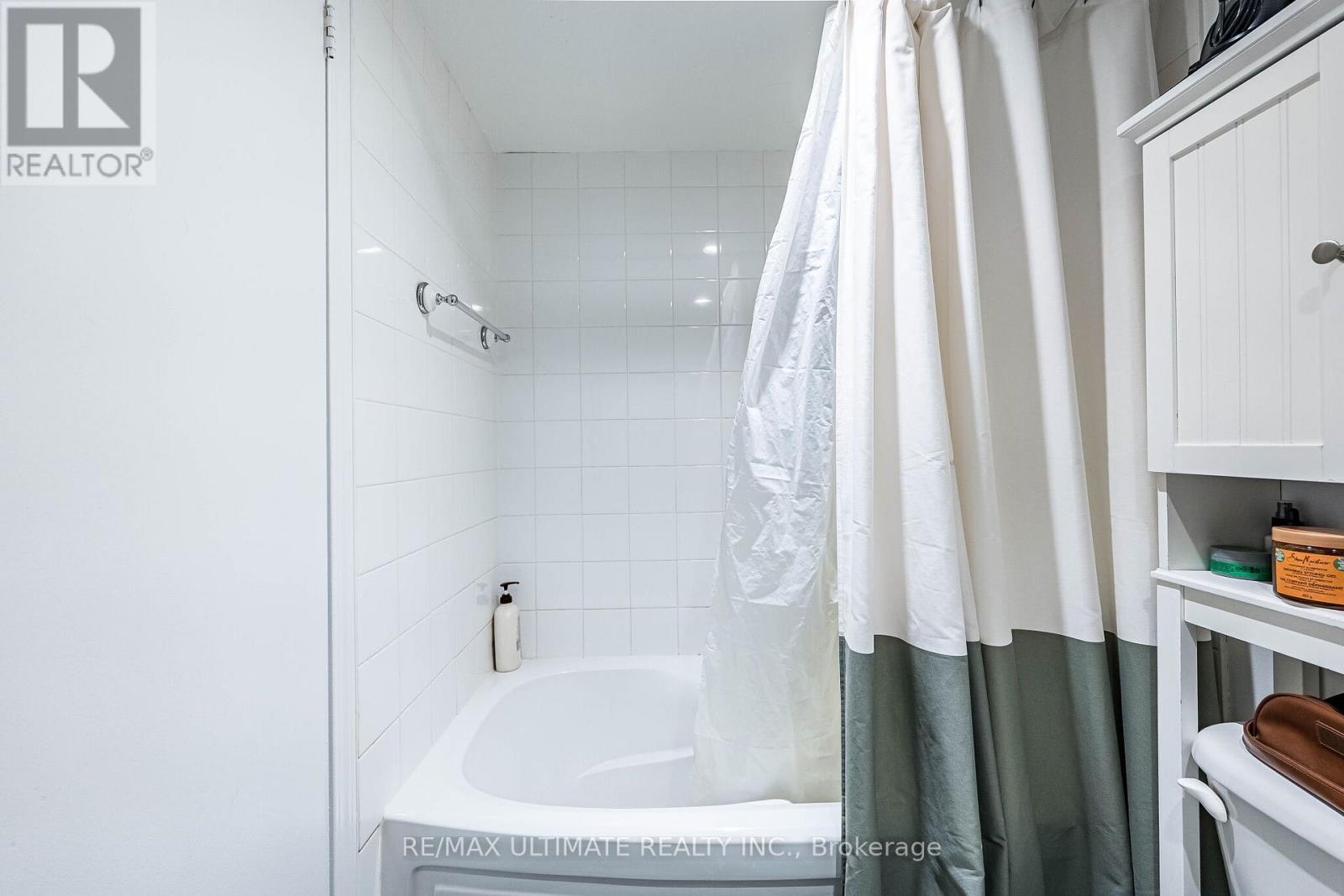 11 NIAGARA STREET - 39