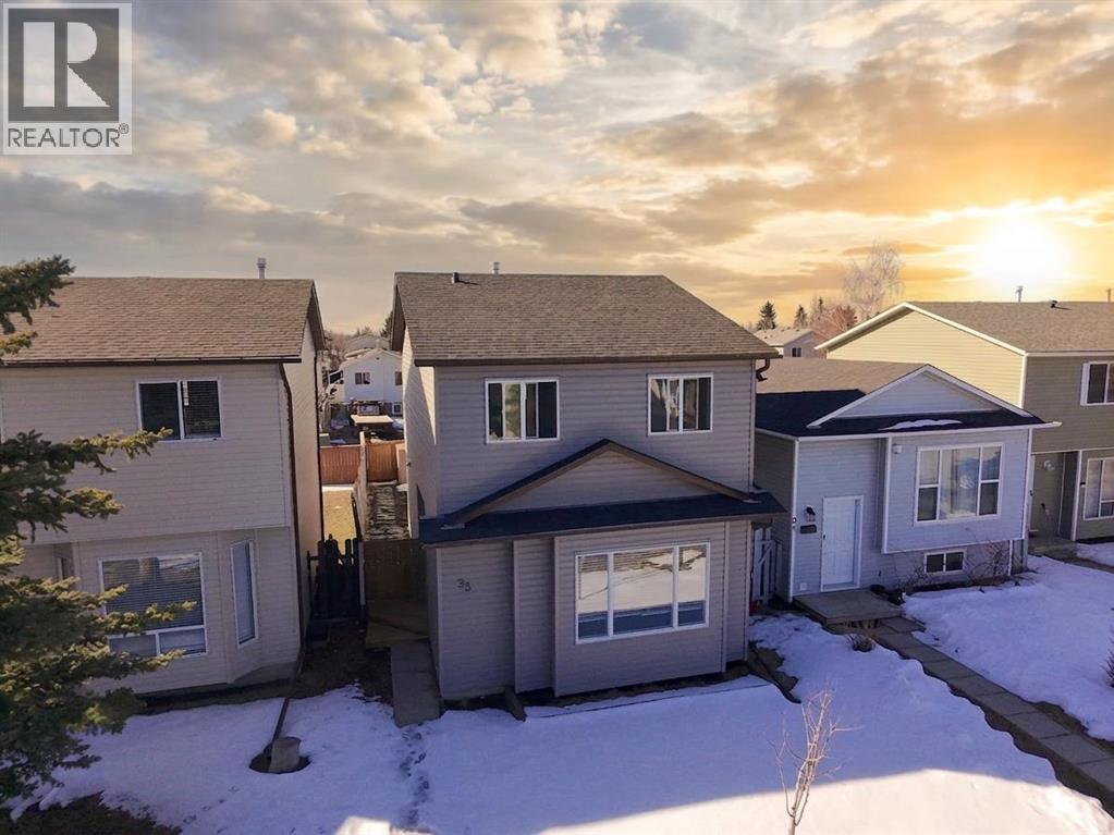 33 Martindale Court NE - 29