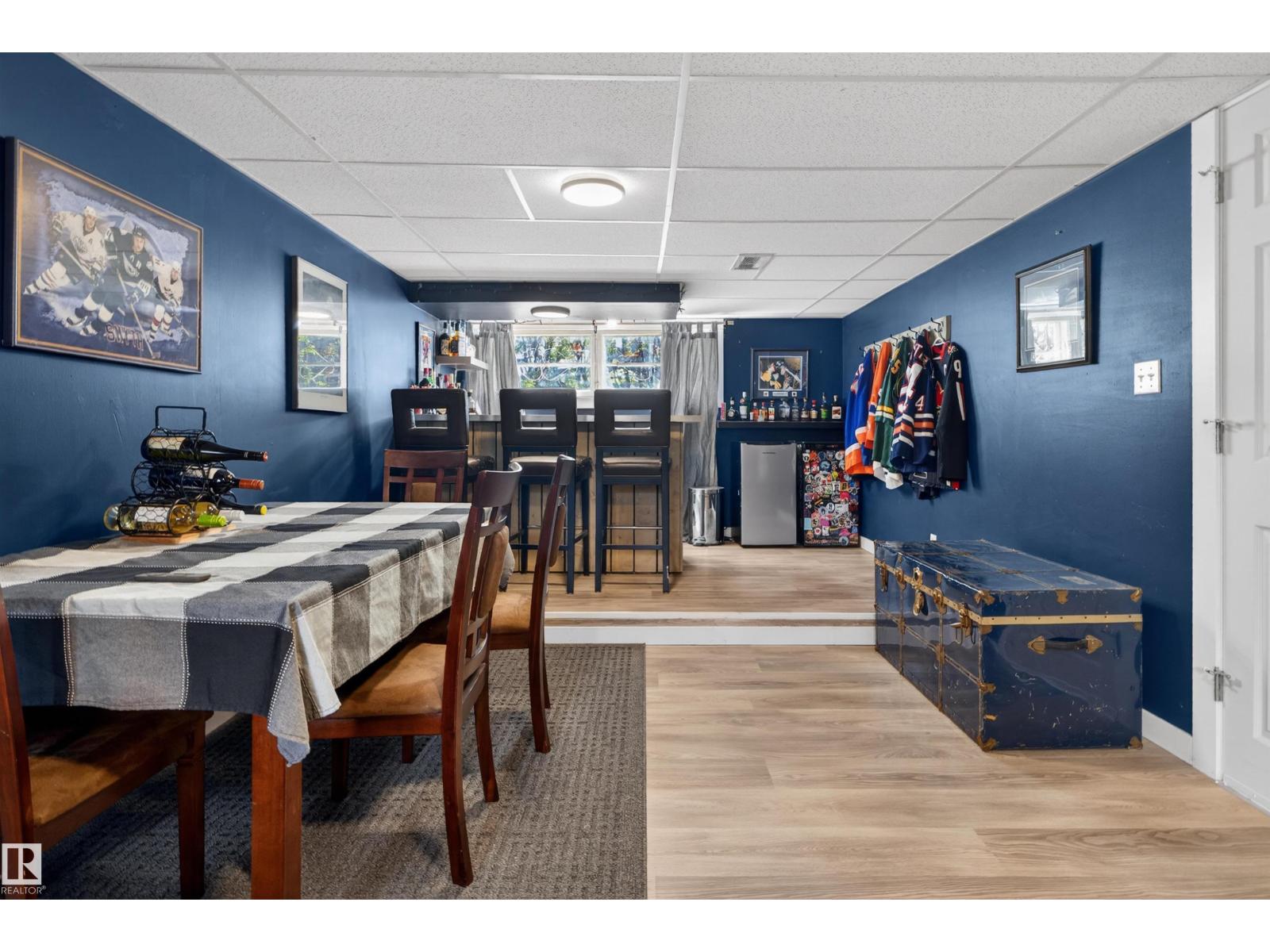 12040 76 ST NW - 19