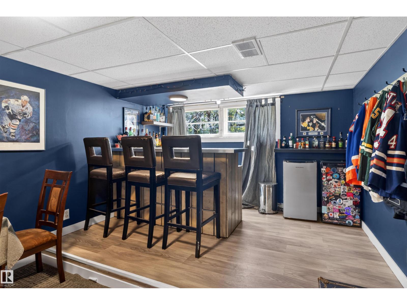 12040 76 ST NW - 20