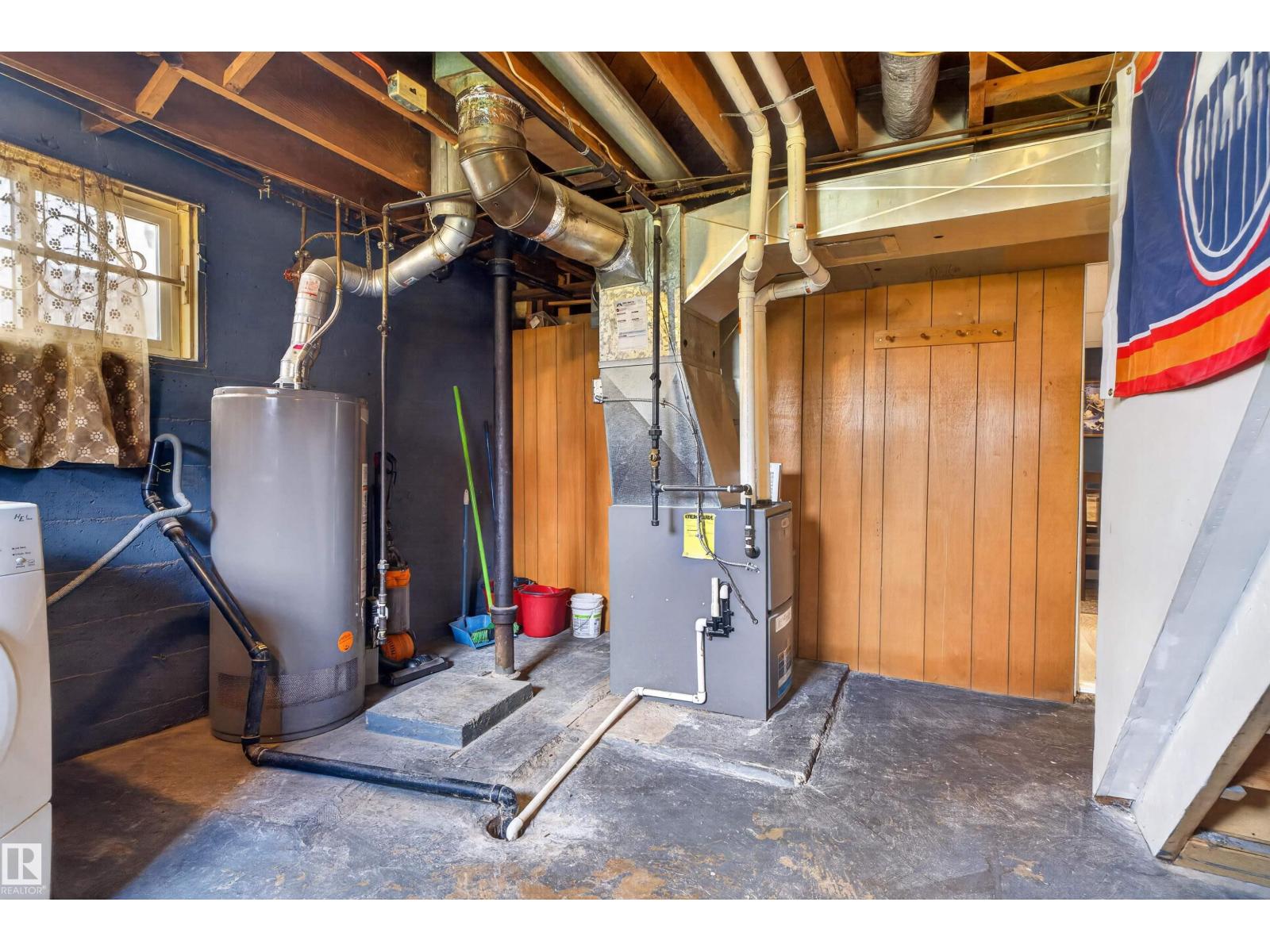 12040 76 ST NW - 26