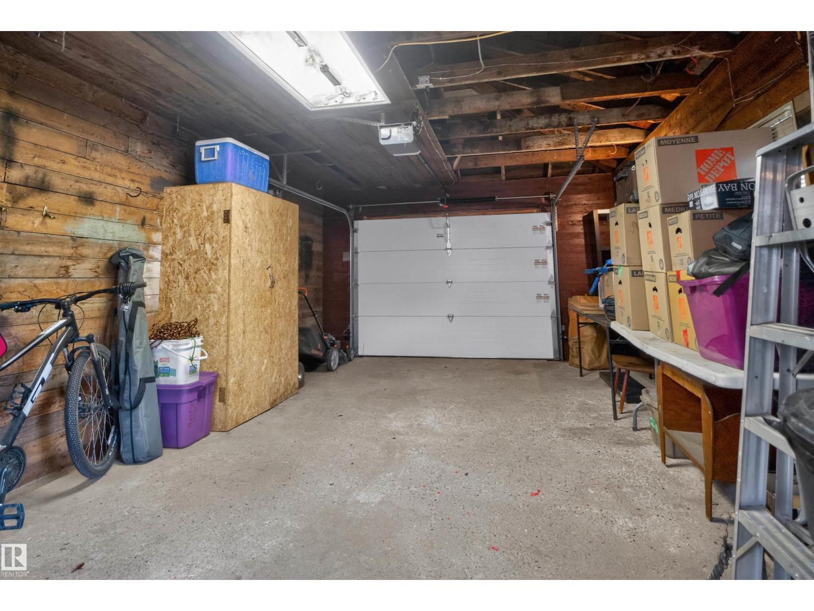 12040 76 ST NW - 32