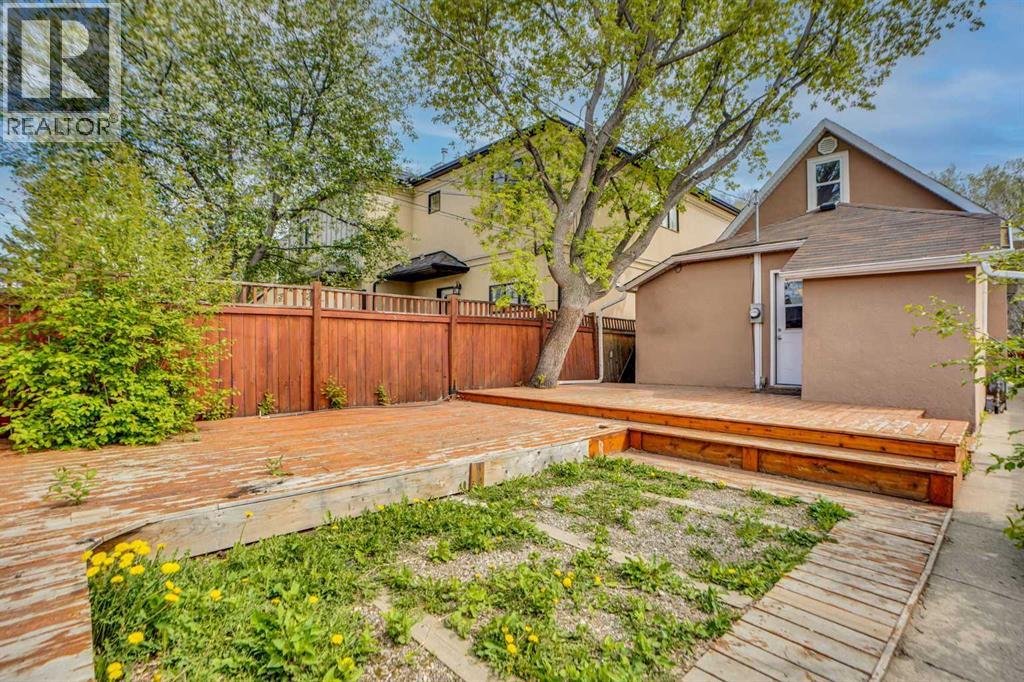 614 19 Avenue NW - 39