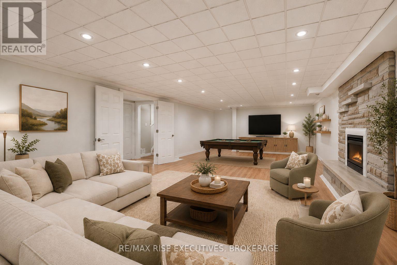 865 DANBURY ROAD - 19