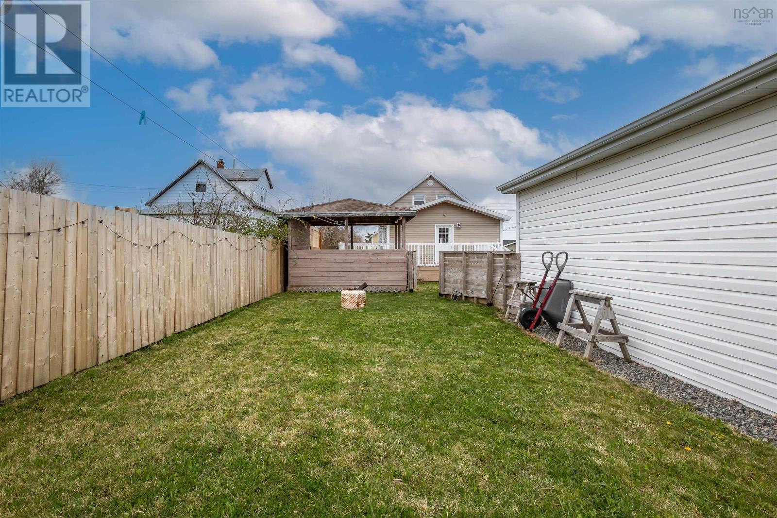 664 George Street - 7