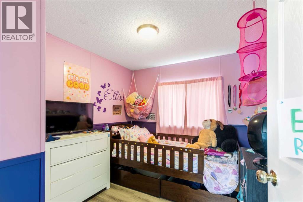 137 Clark Crescent — photo 11