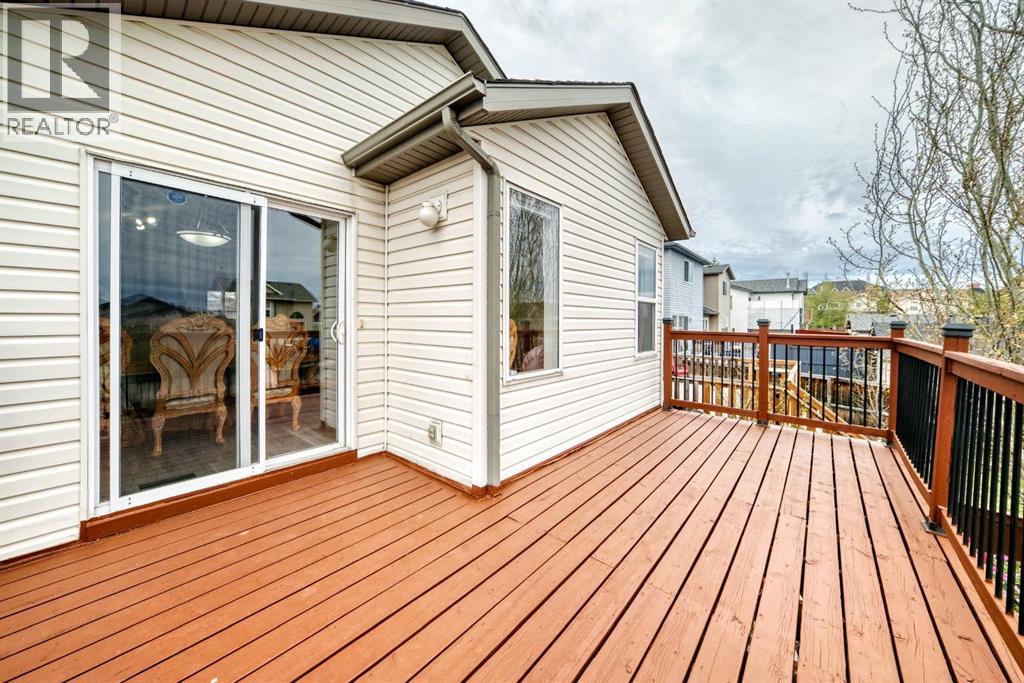 92 Everstone Rise SW - 10