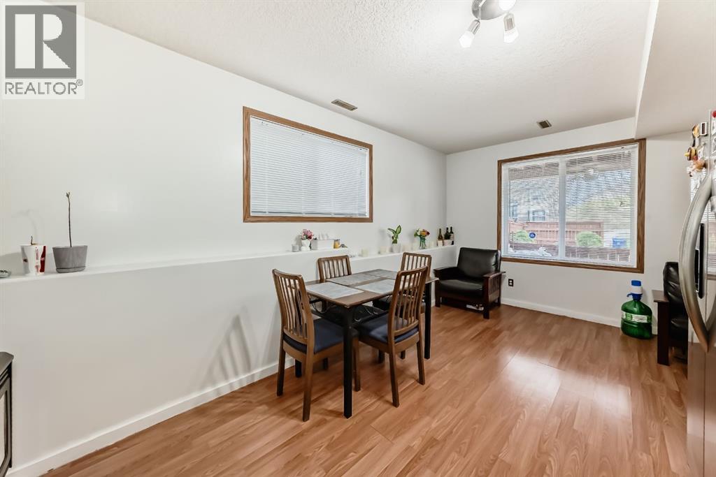 92 Everstone Rise SW - 19