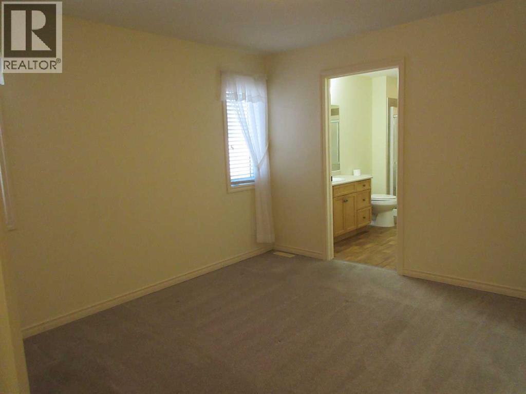 122 Chartwell Place SE — photo 6