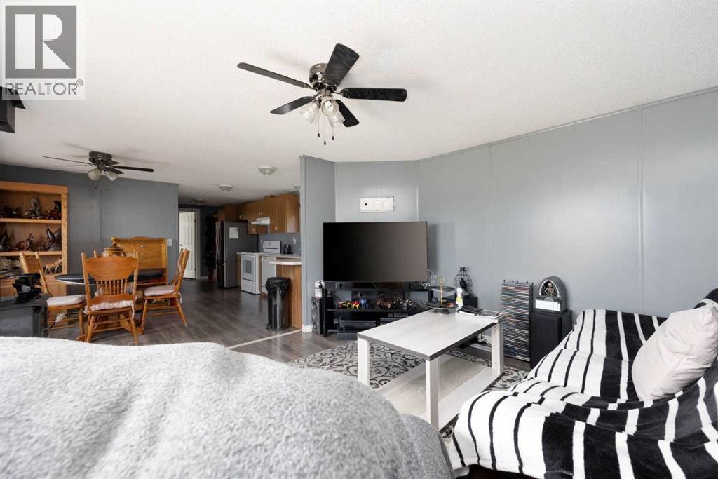 180 Greenwood Place - Image 2