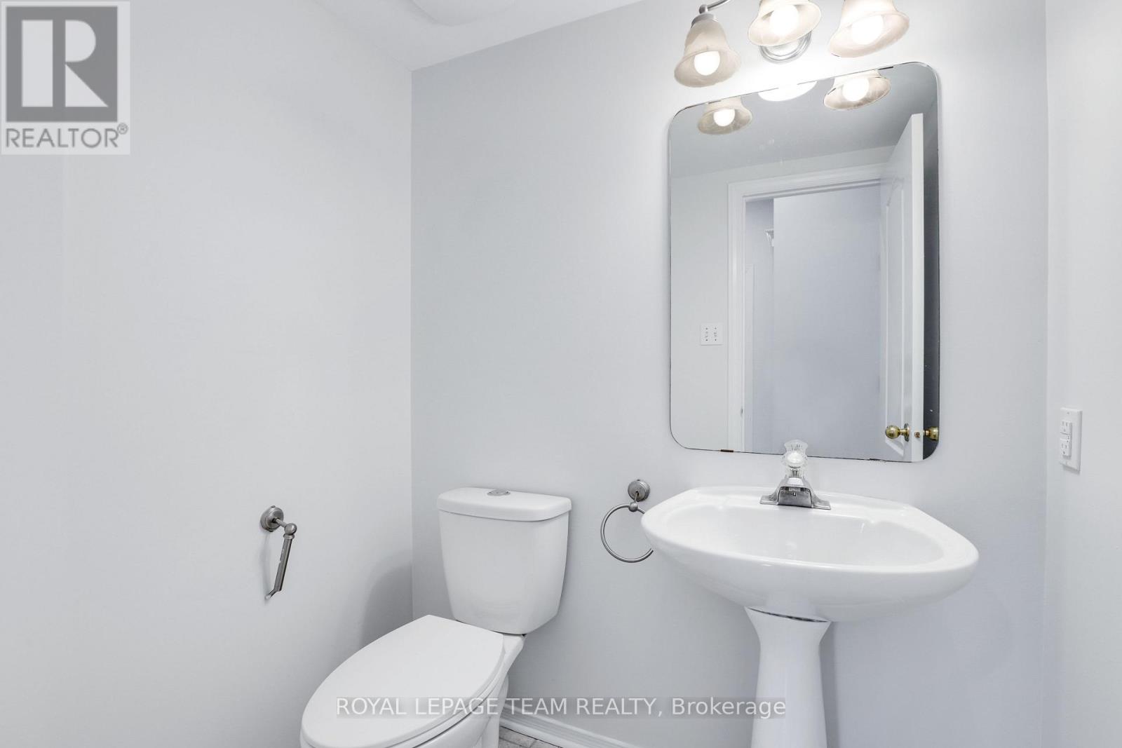 4 WINDHURST DRIVE - 15