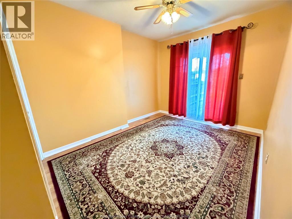 3026 ERINDALE CRESCENT - 11