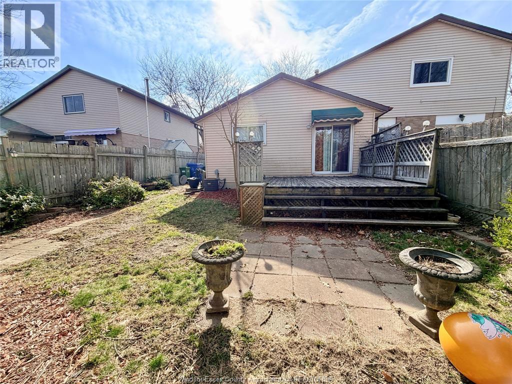3026 ERINDALE CRESCENT - 25