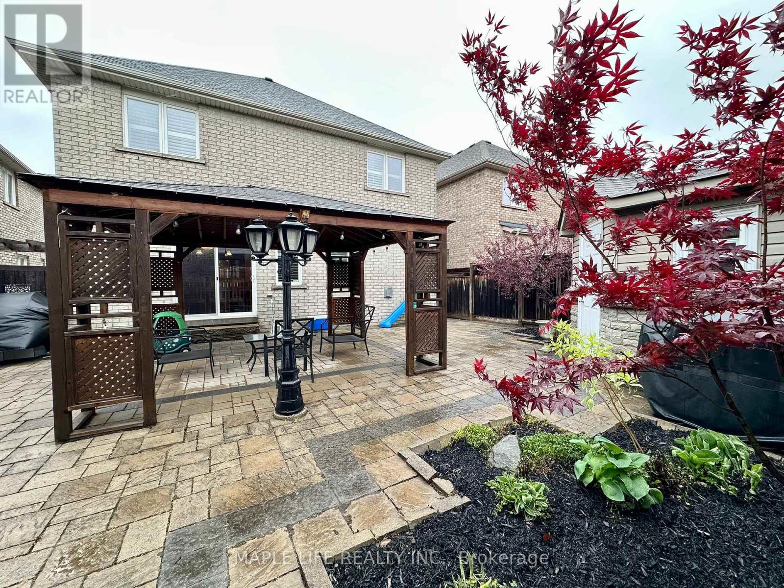 194 TWIN HILLS CRESCENT - 49