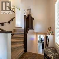 28 Jessie Ursenbach Way N - Image 3