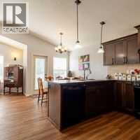28 Jessie Ursenbach Way N - 10
