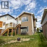 28 Jessie Ursenbach Way N - 29