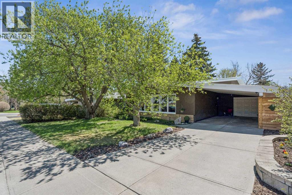 1043 32 Avenue NW - Image 2