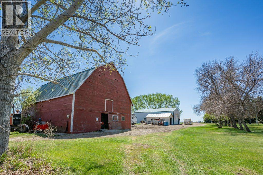 7022 Township Road 120 — photo 41