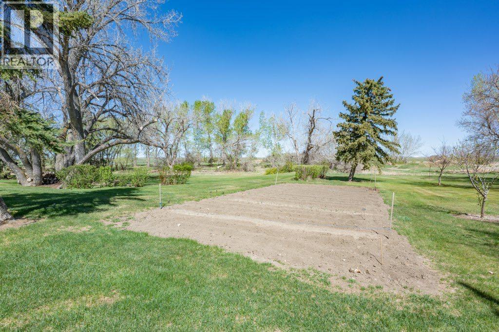 7022 Township Road 120 — photo 32