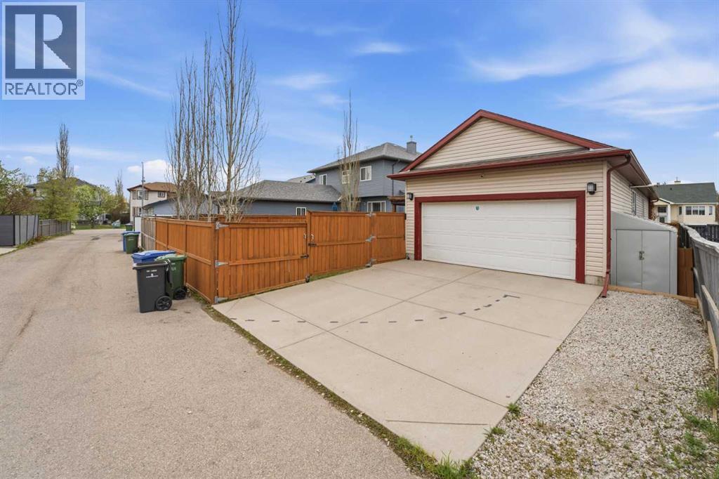 203 West Creek Close - 34