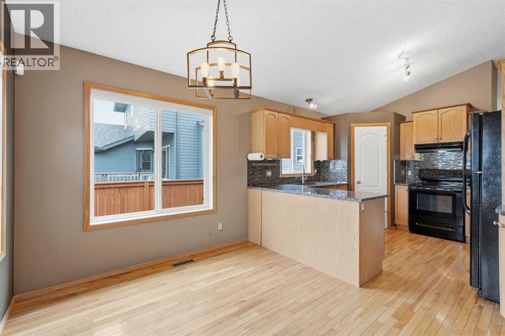 203 West Creek Close - 9
