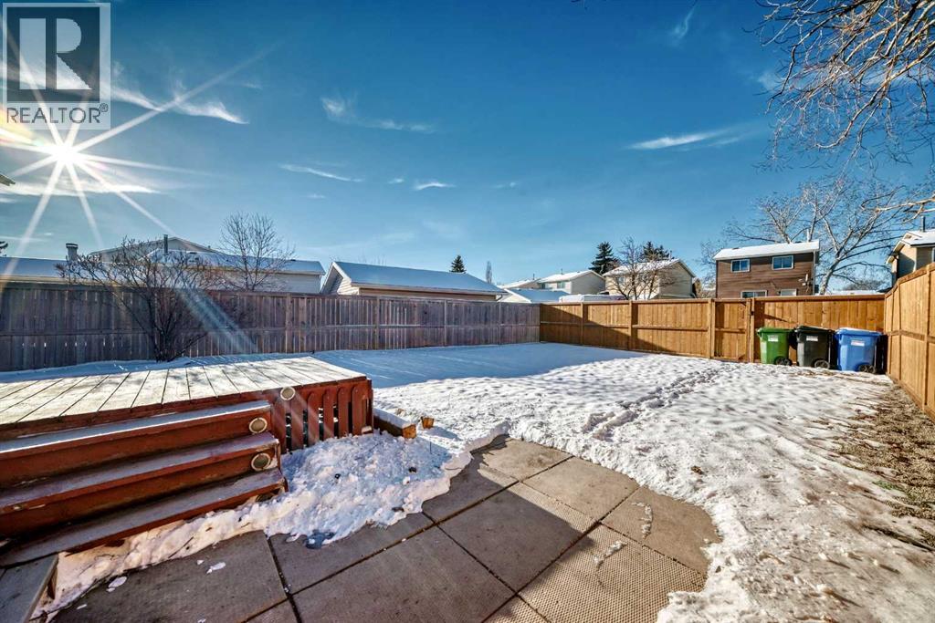 60 Erin Mount Crescent SE - 25