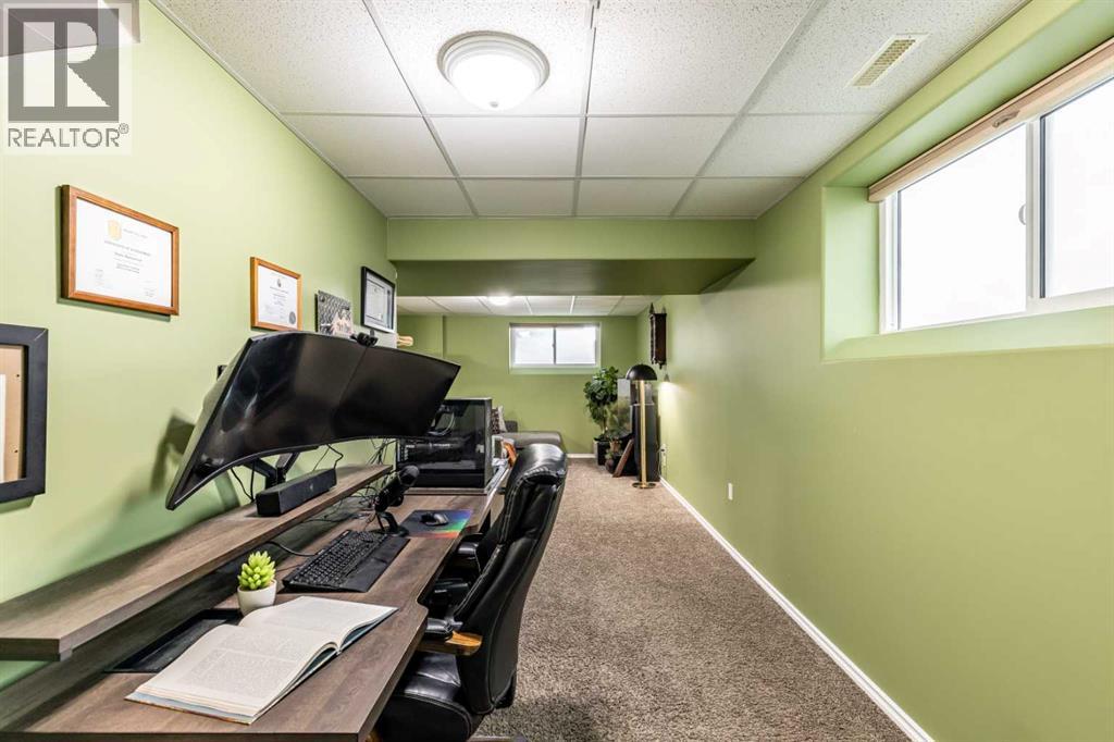 2 Somerset Cove SE — photo 35