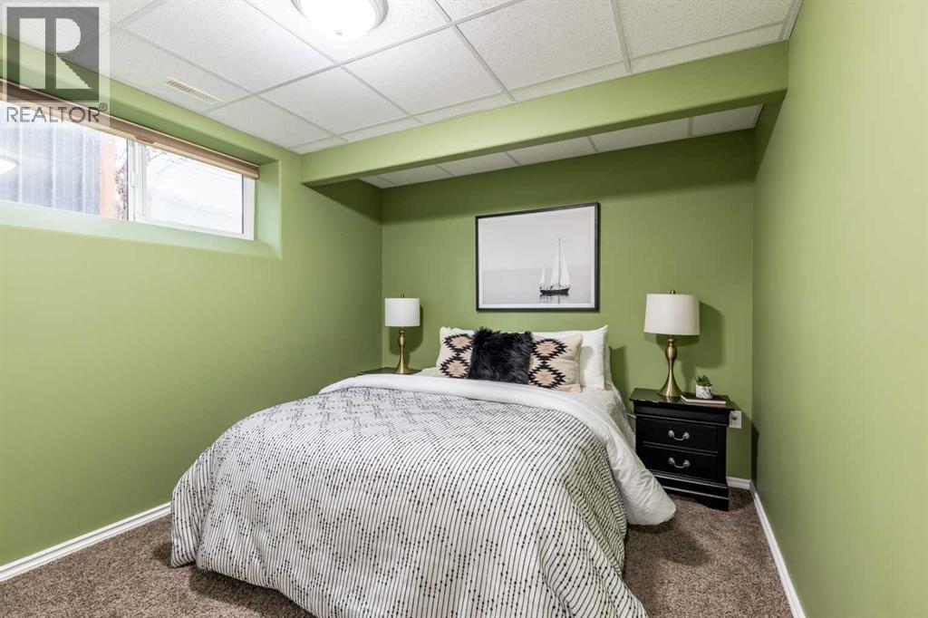 2 Somerset Cove SE — photo 43