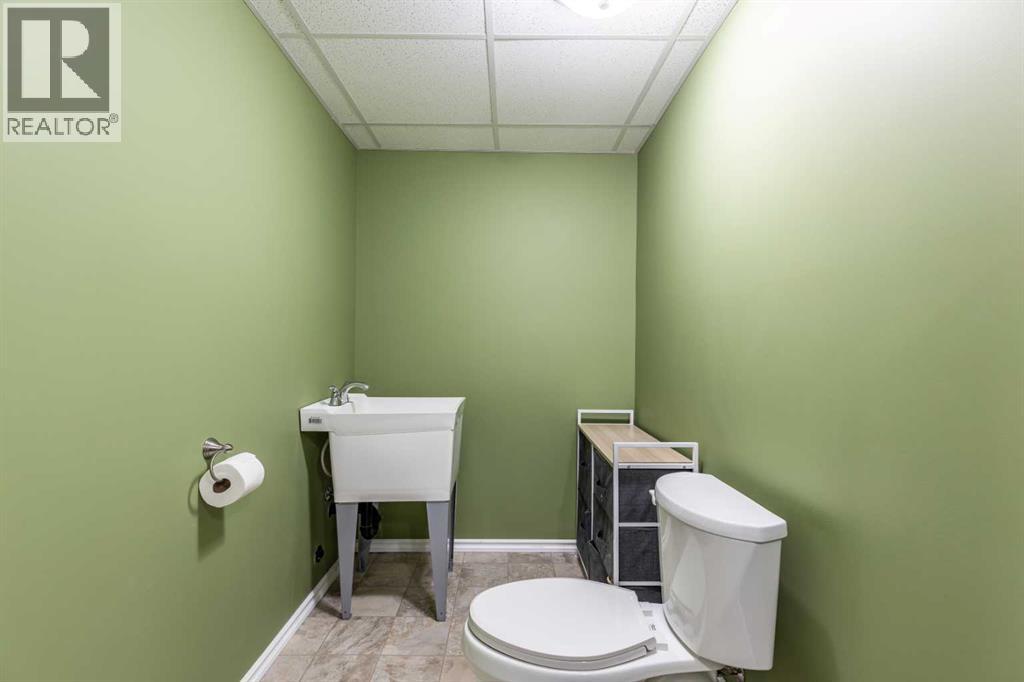 2 Somerset Cove SE — photo 45