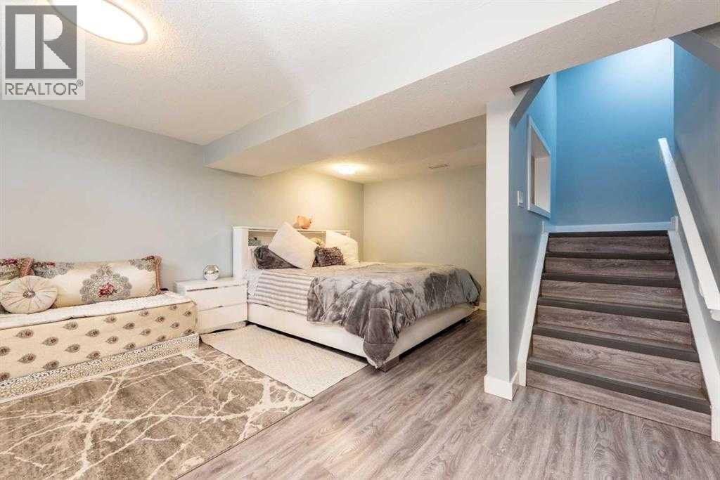 23 Falsby Place NE - 26