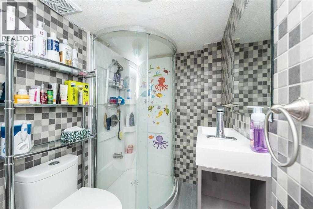 23 Falsby Place NE - 29