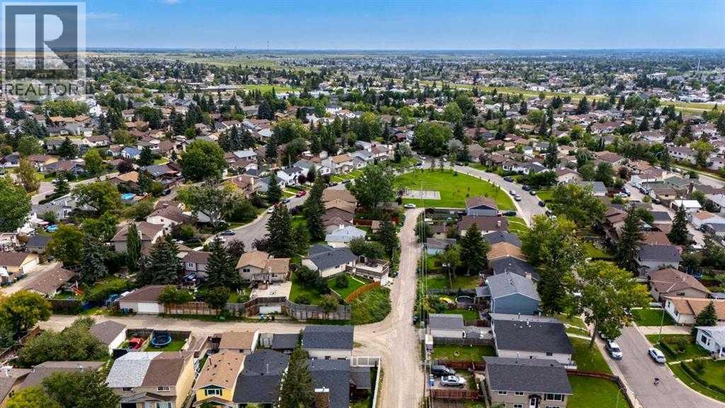 23 Falsby Place NE - 6
