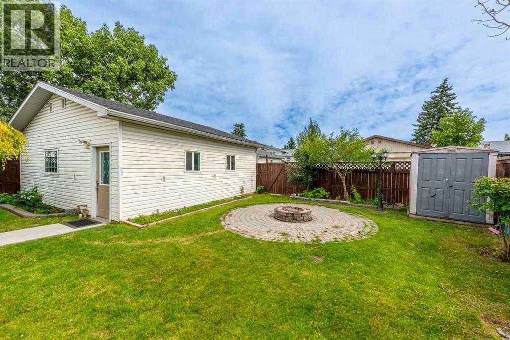 23 Falsby Place NE - 34
