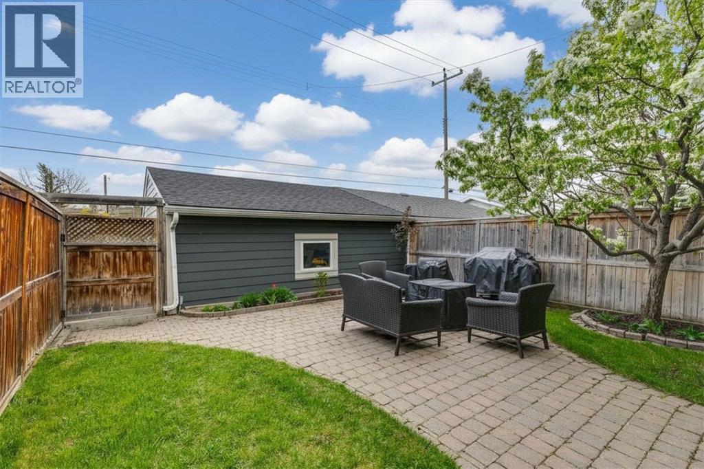 2618 24A Street SW - 48