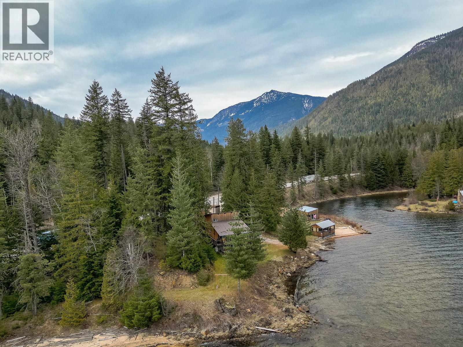 8323 Trans Canada Highway, Revelstoke
