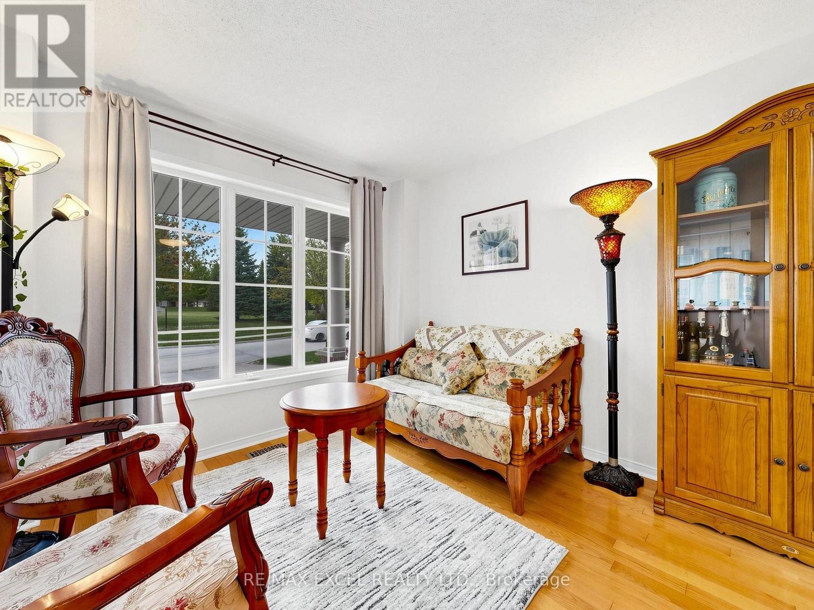 68 CHESTERTOWN SQUARE - 11